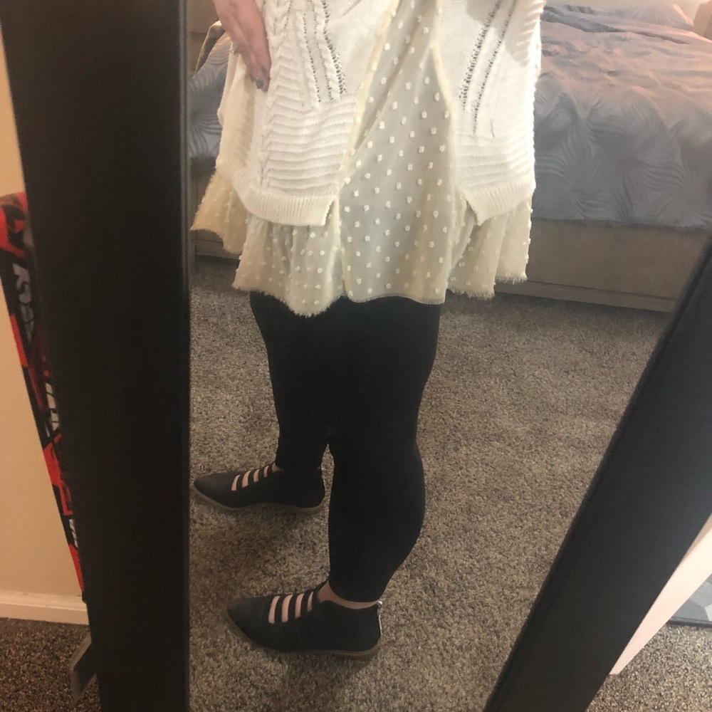 BKE Sweater - Picture 3 of 5